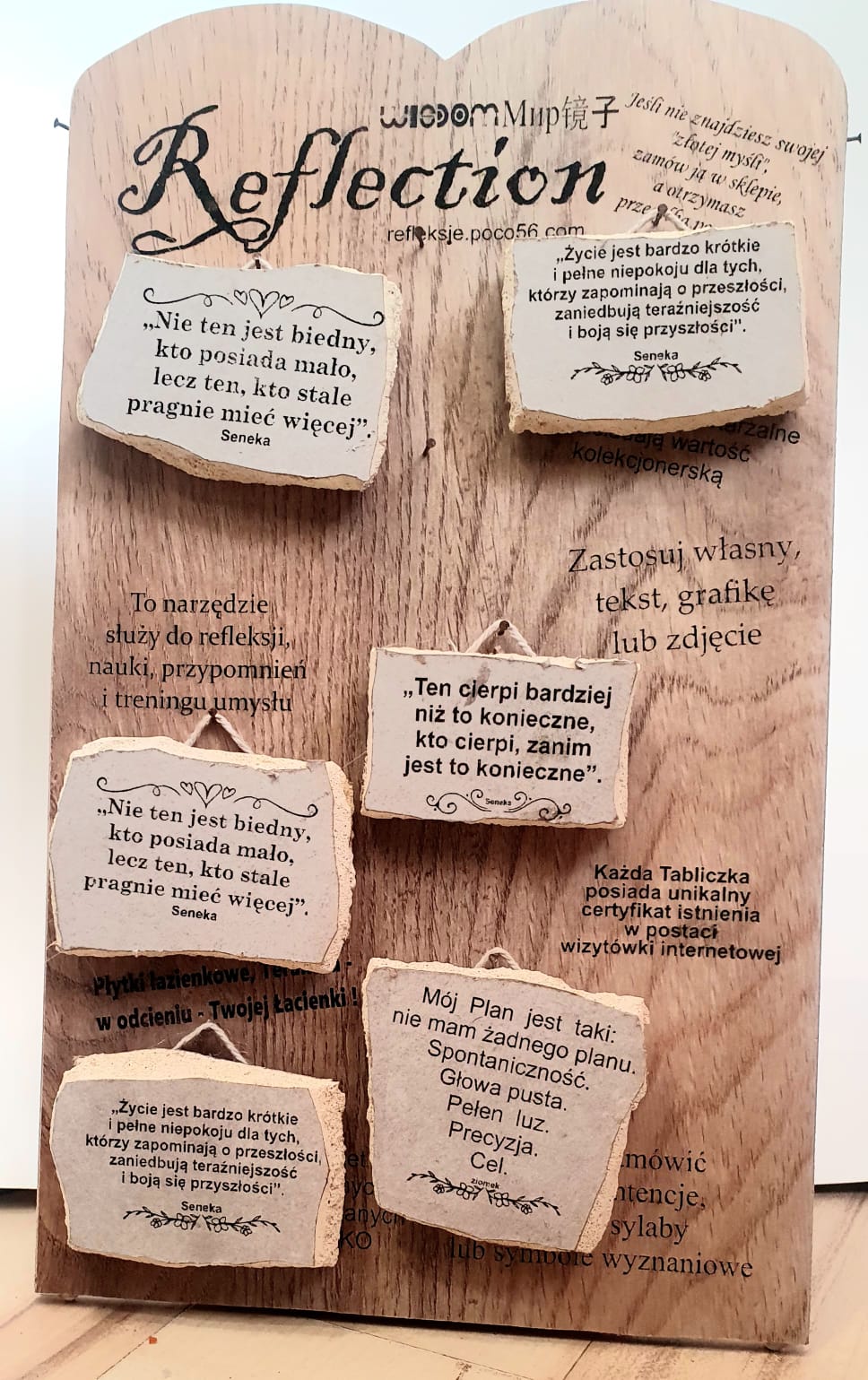 Stojak Re – Nahaufnahme